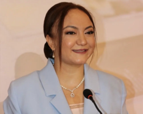 She writes not only the future of Gaziantep, but also the future of Turkey.