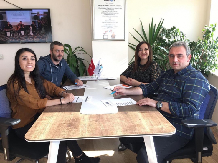 Discussions were made with Buul Biz about business partnership.