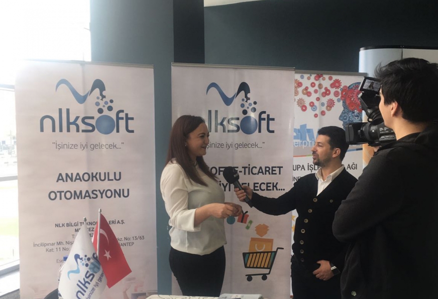 Womens hand touched informatics - İhlas news agency