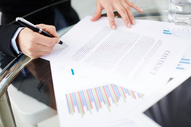 WHAT IS E-SIGNATURE, WHAT ARE THE ADVANTAGES?