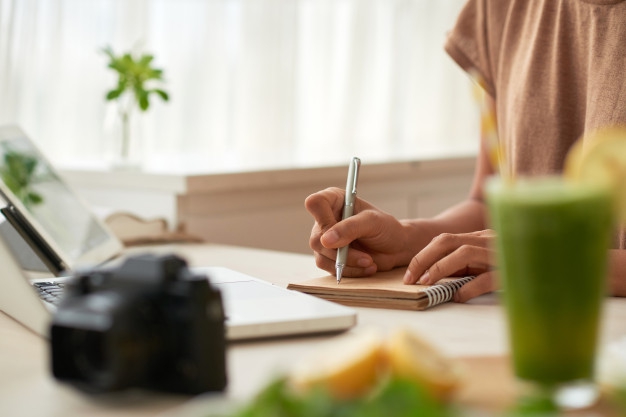 The Importance of Blogging in E-Commerce Systems