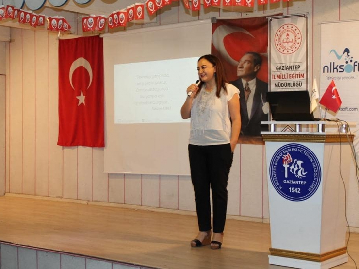 We told our entrepreneurship story and digitalization to our female students.